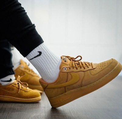 Кросівки Nike Air Force 1 Low Flax унісекс No brend Коричневий (cj9179-200 camel (36 (23 см))