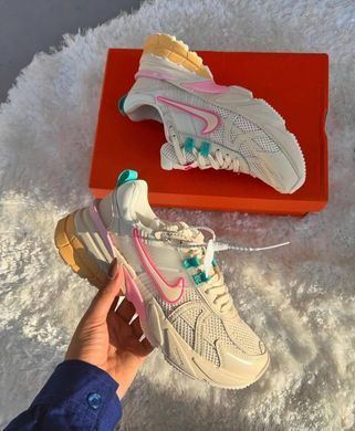 Кросівки Nike V2K Runtekk Beige Pink Blue жіночі No brend Бежевий (fdo0736 beige (37,5 (23,5 см))