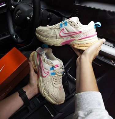 Кросівки Nike V2K Runtekk Beige Pink Blue жіночі No brend Бежевий (fdo0736 beige (37,5 (23,5 см))