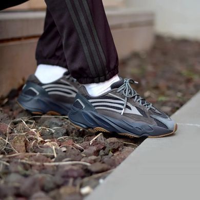 Кросівки Adidas Yeezy Boost 700 V2 Geode чоловічі No brand Коричневий (A166-4 brown (41 (26,5 см))