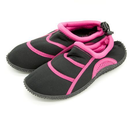 Аквашузы для девочки Pepperts Черный розовый (CoralTap black-pink (34 (22 см))