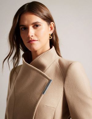 Пальто ROSE Ted Baker из шерсти с поясом длины меди женское Бежевый (Rose Midi Coat camel lav25 (M)